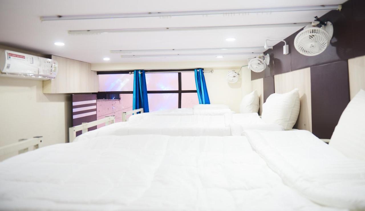 Himalayan Hostel Neu-Delhi Zimmer foto