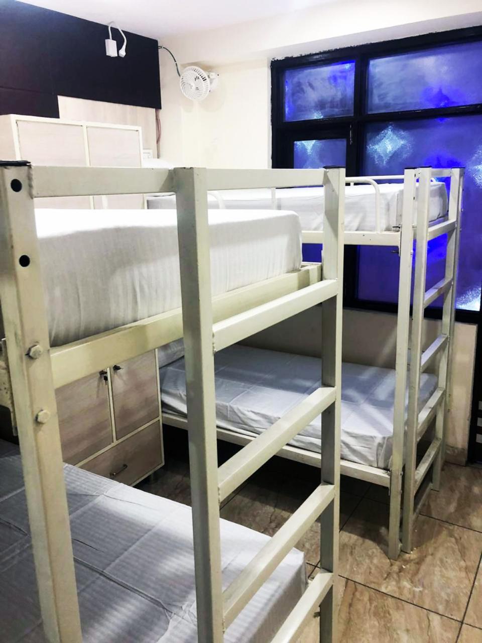 Himalayan Hostel Neu-Delhi Zimmer foto